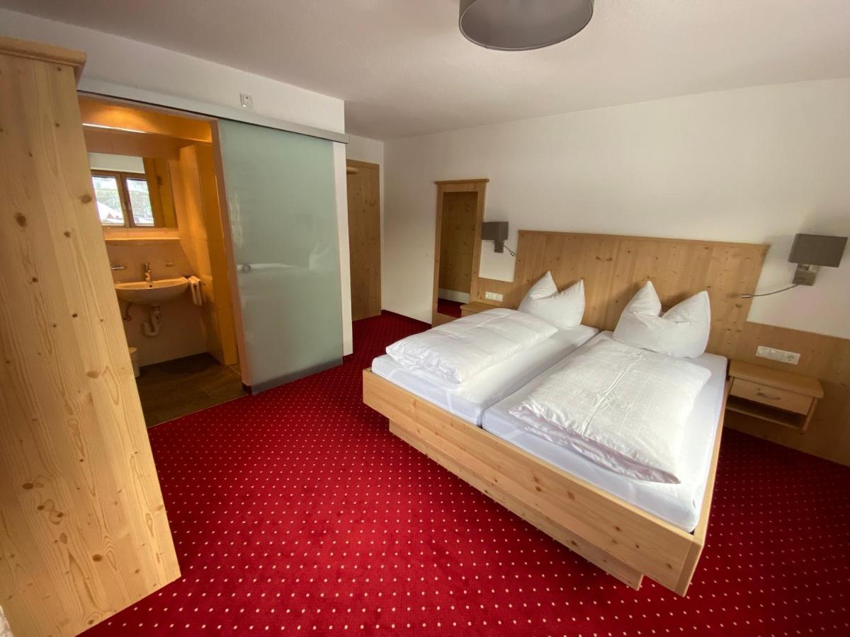 Pension Kandaharblick Pettneu am Arlberg Esterno foto