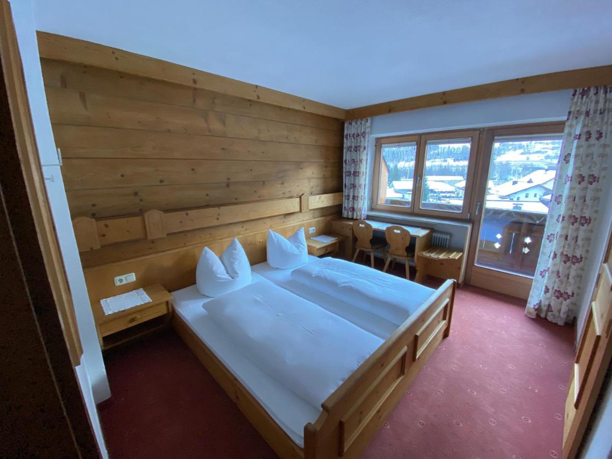 Pension Kandaharblick Pettneu am Arlberg Esterno foto