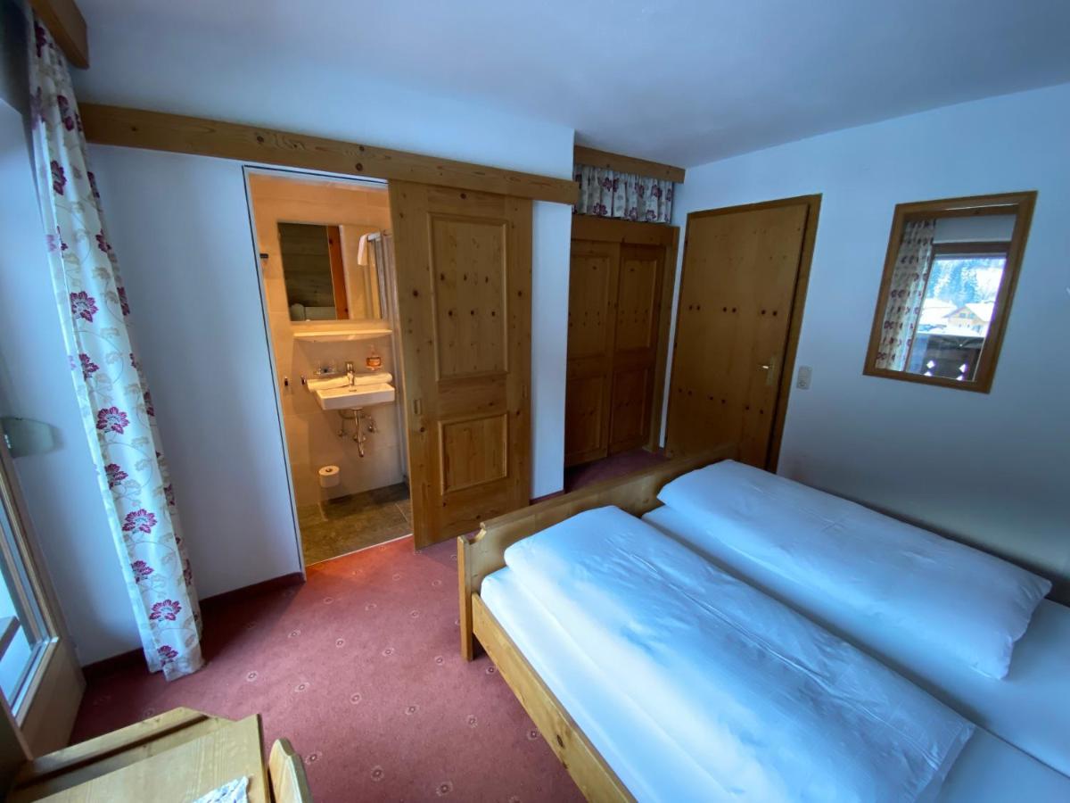 Pension Kandaharblick Pettneu am Arlberg Esterno foto