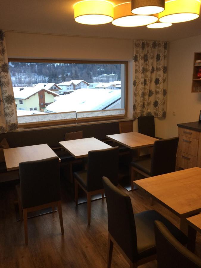 Pension Kandaharblick Pettneu am Arlberg Esterno foto