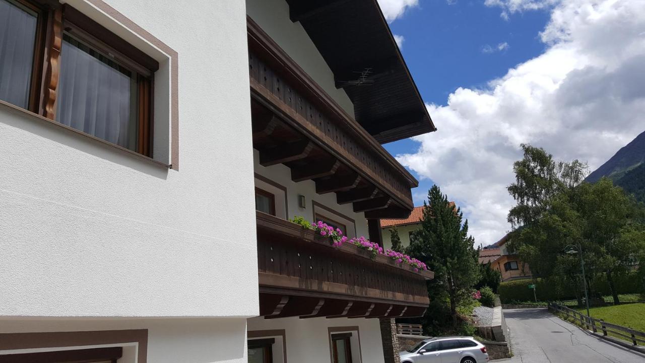 Pension Kandaharblick Pettneu am Arlberg Esterno foto